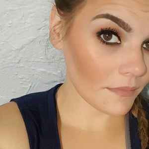 Meet your Posher, Misty